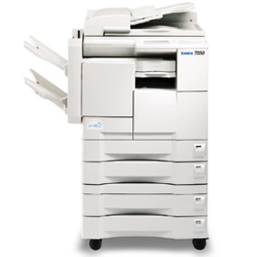 Konica 7030 fel�j�tott digit�lis f�nym�sol�g�p �s nyomtat� 